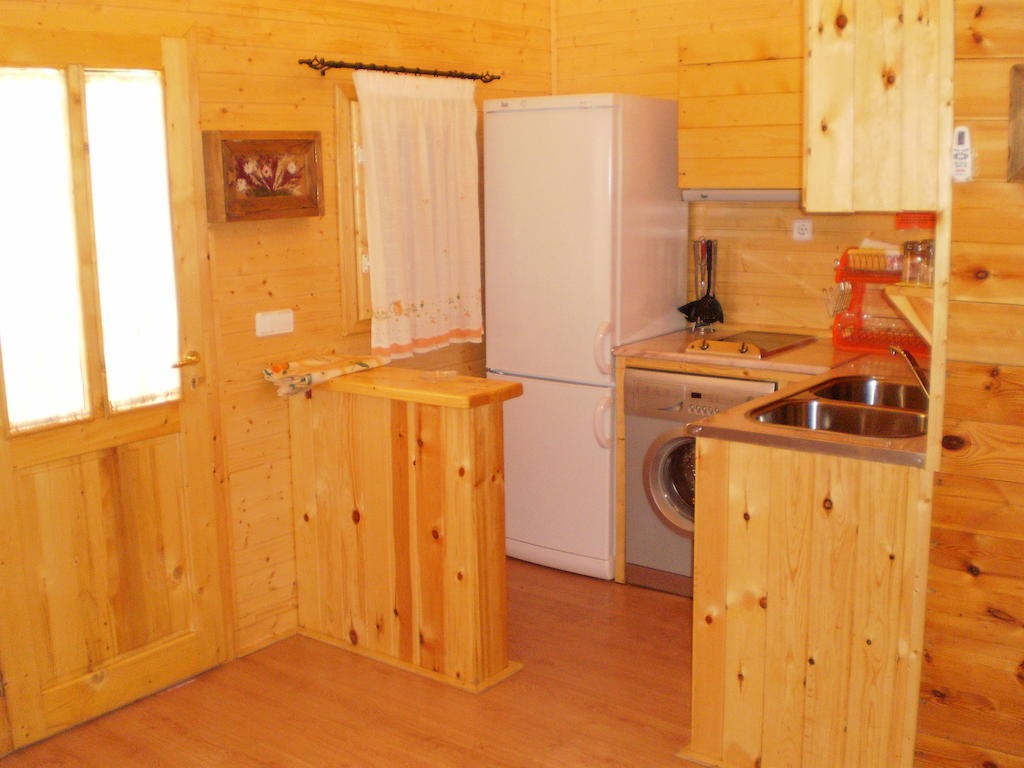 Cabanas De Madera El Rinconcillo Arroyo Frio Oda fotoğraf