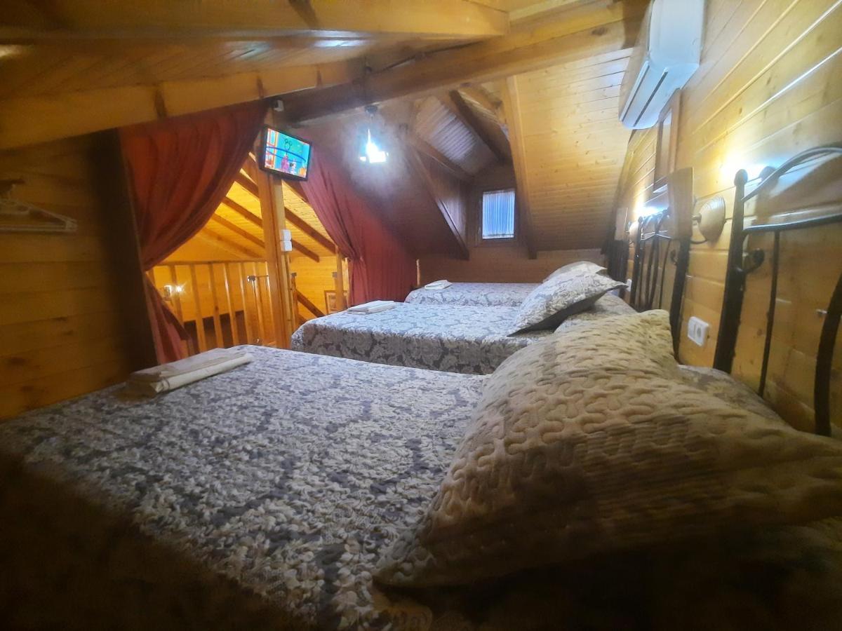 Cabanas De Madera El Rinconcillo Arroyo Frio Dış mekan fotoğraf
